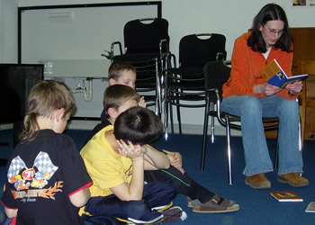 Schüler aus der 3c - Volksschule Vomp - Lesung von Margit Kröll