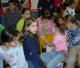 Schüler der 3a u. 3b, Volksschule Vomp - Lesung von Margit Kröll